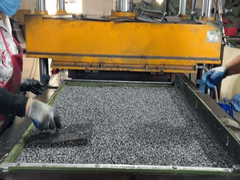 Cutting rubber flooring around a curved wall